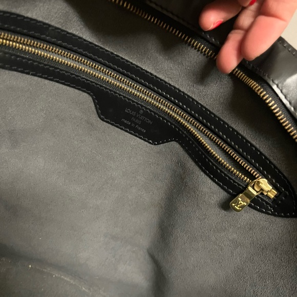 Vintage Louis Vuitton bag in excellent condition - Picture 2 of 6